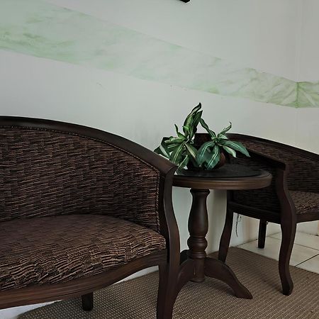 Natol Homestay - Kuching Home Penthouse Airport Road Εξωτερικό φωτογραφία